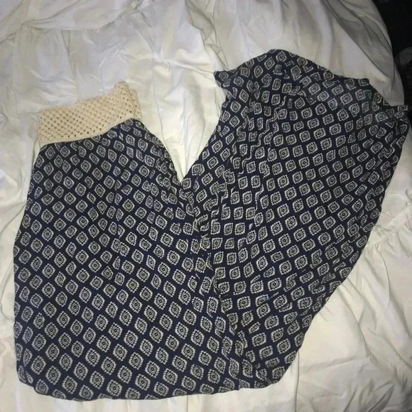 Pattern Pants ☑️ - Picture 3 of 4